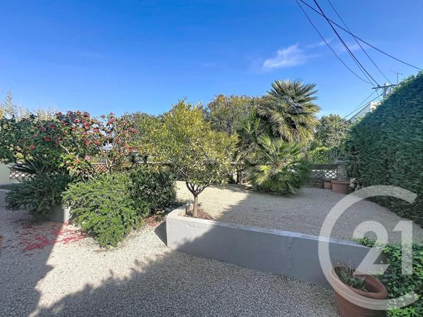 Maison à vendre  7 pièces - 180 m 2   CAGNES SUR MER  - 06