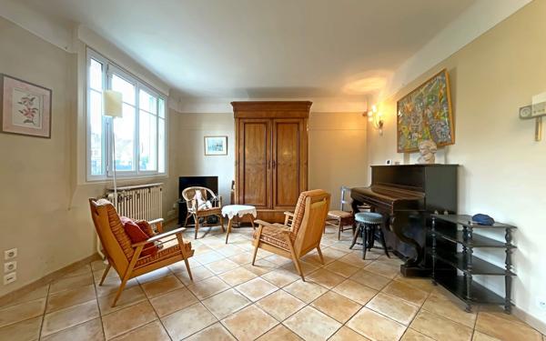 Maison à vendre    4 pièces • 88,10 m2 Bures-sur-Yvette