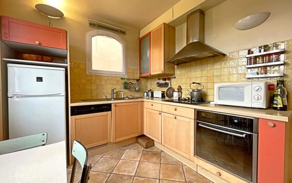 Maison à vendre    4 pièces • 88,10 m2 Bures-sur-Yvette