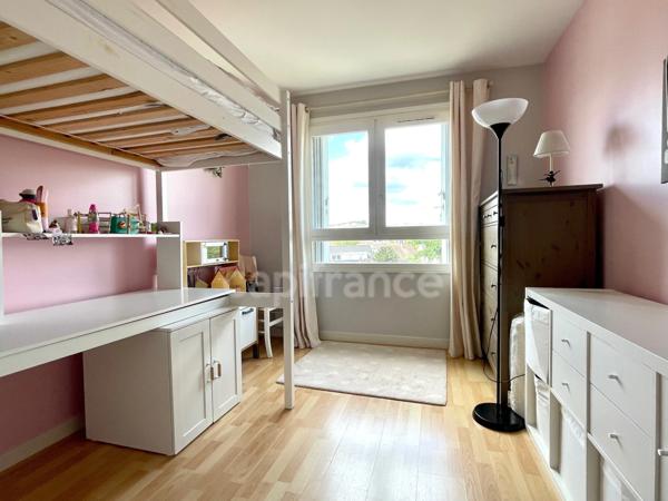 appartement à vendre 6 pièces LE CHESNAY (78)