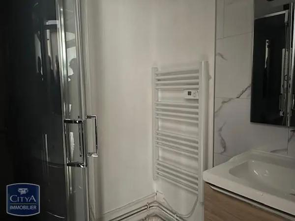 Appartement à louer 2 pièces 37m² Cherbourg-en-Cotentin (50100)