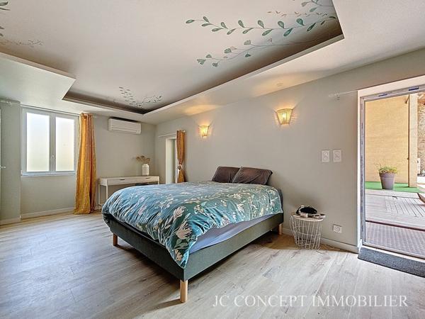 Maison 240 m² avec dépendances