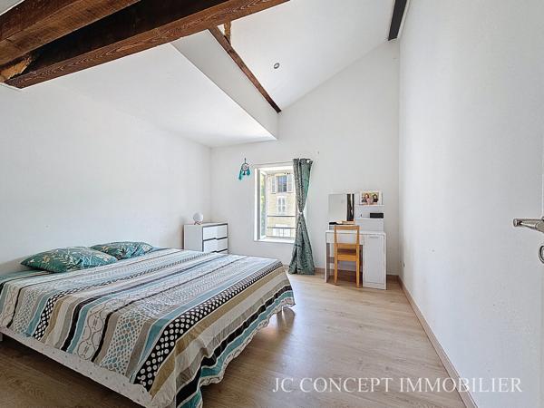 Maison 240 m² avec dépendances