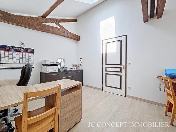 Maison 240 m² avec dépendances