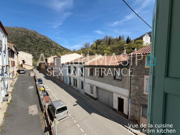 MAISON D'ANGLE, 97M² HAB, JARDIN SURELEVE NON ATTENANT, JOLIE VUE, PROCHE COMMODITES