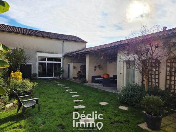 Vente maison de ville Mansle, 168m² 8 pièces 268 000€ avec terrasse