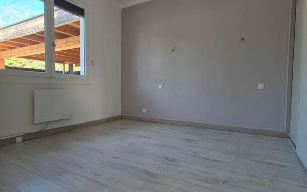 Appartement à vendre    4 pièces • 85,73 m2 Saint-Genest-Lerpt