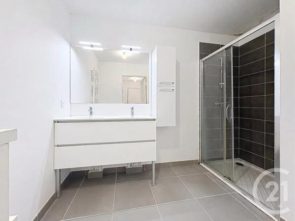 Appartement F3 à vendre  3 pièces - 60,16 m 2   DRAP  - 06