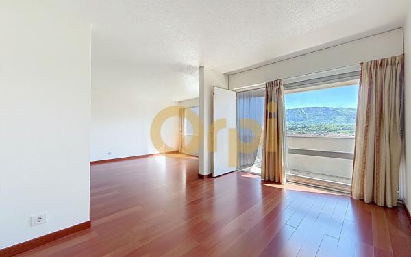 Appartement à vendre    4 pièces • 103,77 m2 Saint-Julien-en-Genevois