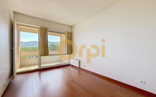 Appartement à vendre    4 pièces • 103,77 m2 Saint-Julien-en-Genevois