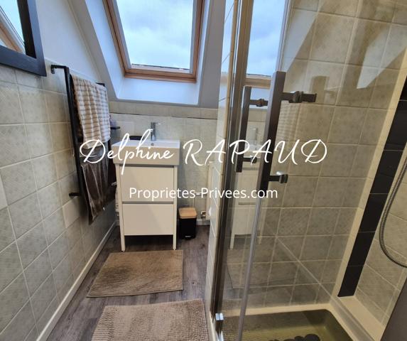 Maison atypique pleine de charme 116 m²  au calme