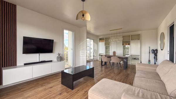 Appartement avec balcons et parking ? Avenue du Président Kennedy ? 63.90 m2