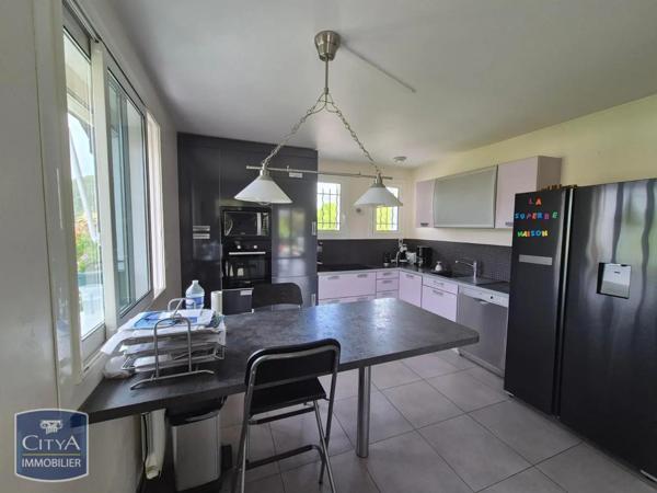 Maison à louer 6 pièces 193m²