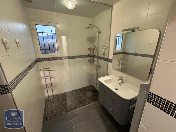 Maison à louer 6 pièces 193m² Alby-sur-Chéran (74540)