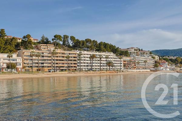 Appartement T3 à vendre  3 pièces - 64,20 m 2   BANDOL  - 83