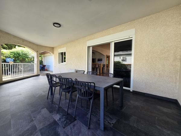 🌴 Superbe Villa de Plain-Pied Rénovée avec Piscine & Fort Potentiel - La Rivière, Saint-Louis