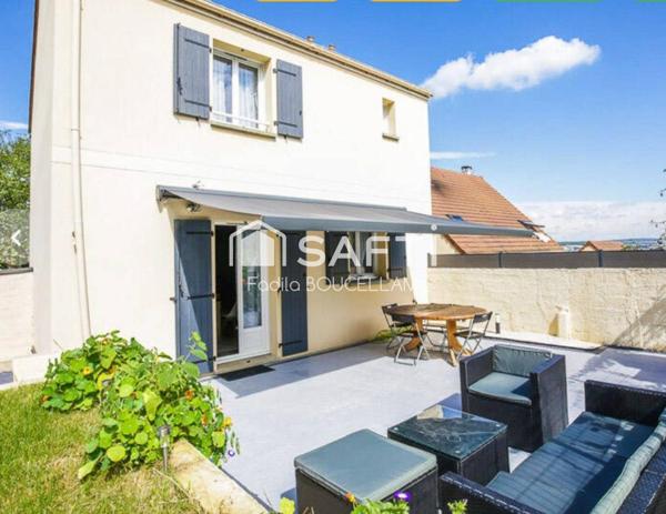 Maison édifiée en 2013 dans une impasse au calme