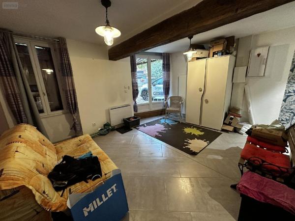 Maison restaurée à vendre à Saint-Julien-du-Sault dans l'Yonne (89330), ref : 2400055