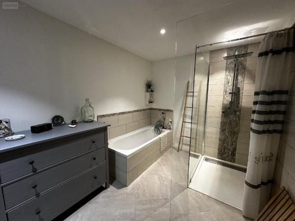 Maison restaurée à vendre à Saint-Julien-du-Sault dans l'Yonne (89330), ref : 2400055