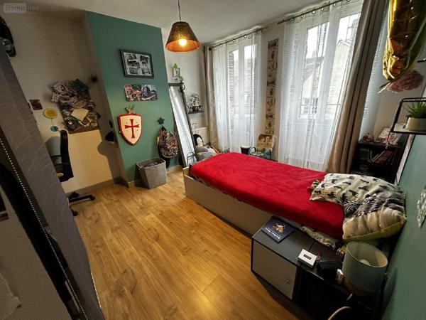 Maison restaurée à vendre à Saint-Julien-du-Sault dans l'Yonne (89330), ref : 2400055