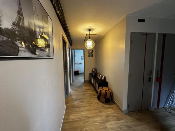 Maison restaurée à vendre à Saint-Julien-du-Sault dans l'Yonne (89330), ref : 2400055