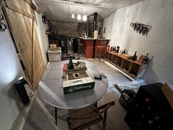 Maison restaurée à vendre à Saint-Julien-du-Sault dans l'Yonne (89330), ref : 2400055