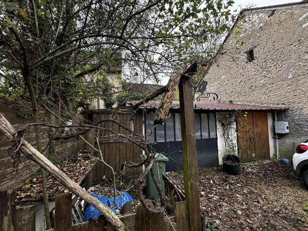 Maison restaurée à vendre à Saint-Julien-du-Sault dans l'Yonne (89330), ref : 2400055