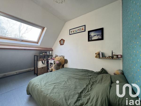 Maison 7 pièces de 135 m² à Saint-Fargeau-Ponthierry (77310)