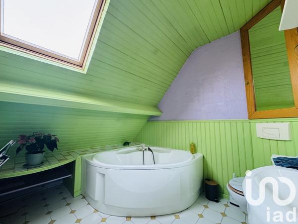 Maison 7 pièces de 135 m² à Saint-Fargeau-Ponthierry (77310)