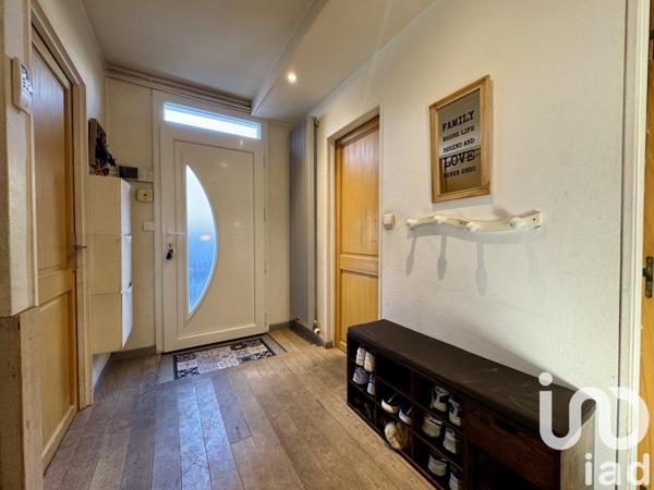 Maison 7 pièces de 135 m² à Saint-Fargeau-Ponthierry (77310)