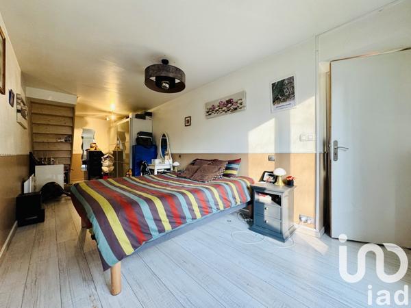 Maison 7 pièces de 135 m² à Saint-Fargeau-Ponthierry (77310)