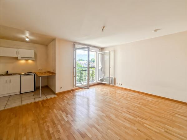 Studio centre-ville Longjumeau-DPE D