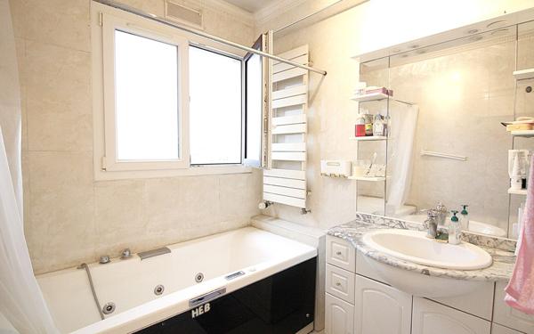 Appartement à vendre    3 pièces • 73,58 m2 Le Bourget