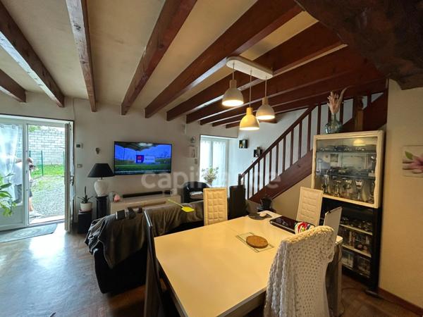 Maison à vendre 15 pièces THIVIERS (24)🔑 Lot de 4 logements avec revenus locatifs – Fort potentiel à Thiviers !