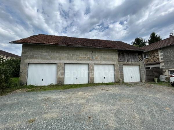 Maison à vendre 15 pièces THIVIERS (24)🔑 Lot de 4 logements avec revenus locatifs – Fort potentiel à Thiviers !