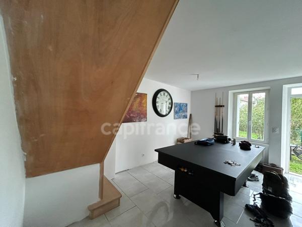 Maison à vendre 15 pièces THIVIERS (24)🔑 Lot de 4 logements avec revenus locatifs – Fort potentiel à Thiviers !