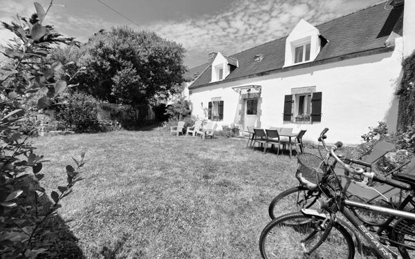 Maison à vendre    8 pièces • 181 m2 Plouhinec