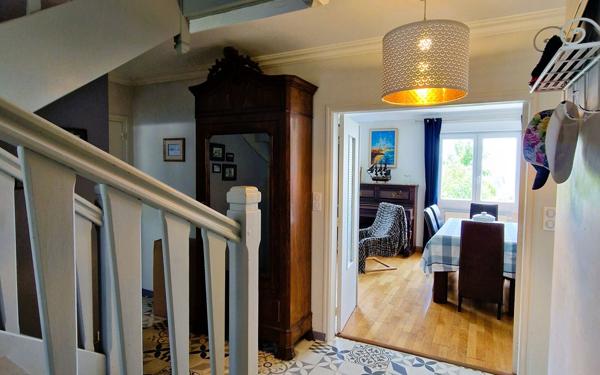 Maison à vendre    8 pièces • 181 m2 Plouhinec