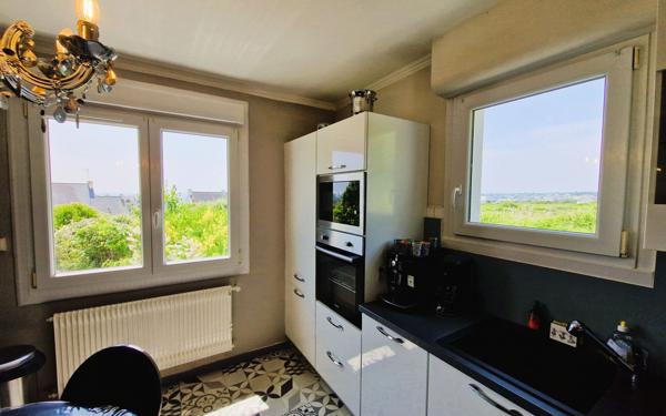 Maison à vendre    8 pièces • 181 m2 Plouhinec