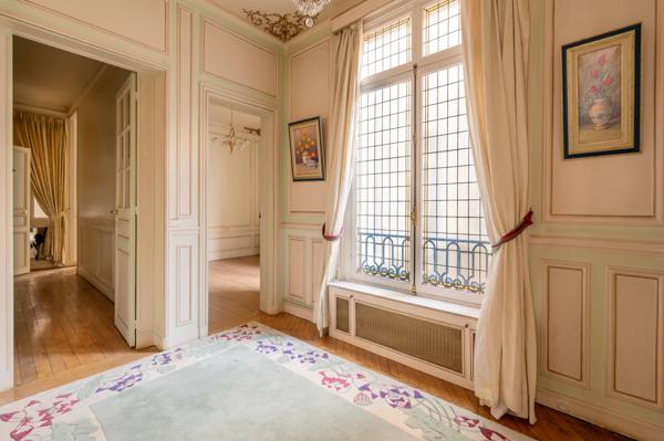 Appartement Paris 17 e - ÉTOILE
