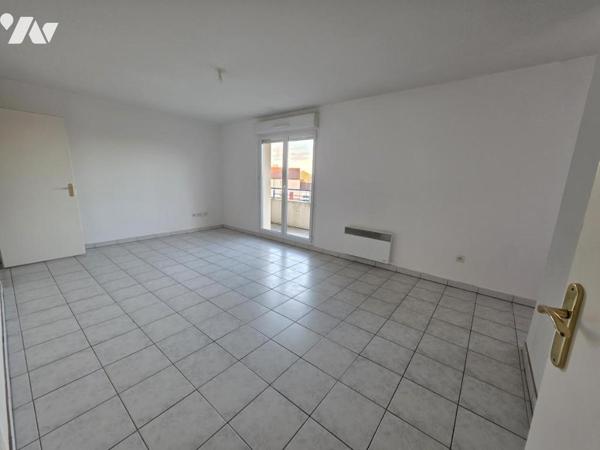 Appartement de type 2 en bon état dans une résidence sécurisée