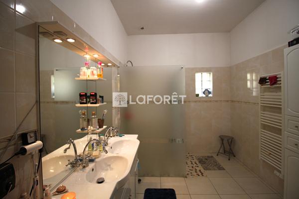 Achat maison Château-l'Évêque - 4 pièce(s) - 143 m² - 275 600 €