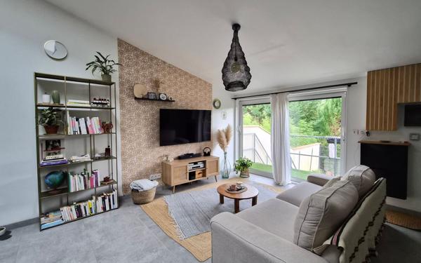 Appartement à vendre    4 pièces • 80,12 m2 Saint-Germain-lès-Arpajon