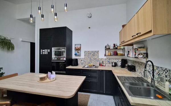 Appartement à vendre    4 pièces • 80,12 m2 Saint-Germain-lès-Arpajon