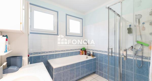 À vendre Maison 5 pièces 160.63 m² - Neuville-sur-saône 69250