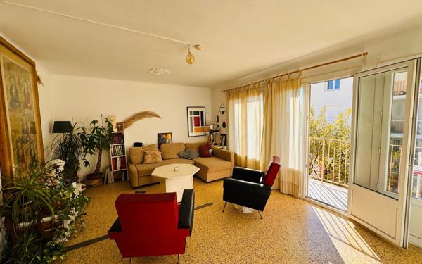 Appartement à vendre    3 pièces • 65 m2 Montpellier