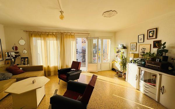 Appartement à vendre    3 pièces • 65 m2 Montpellier