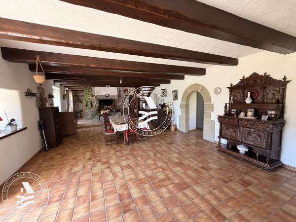 BELLE LONGERE - Charme, espace & calme absolu