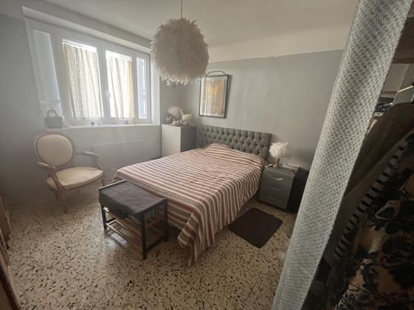 Apt (84400) Viager occupé – APT(84) - T2 + Jardin 100 m²