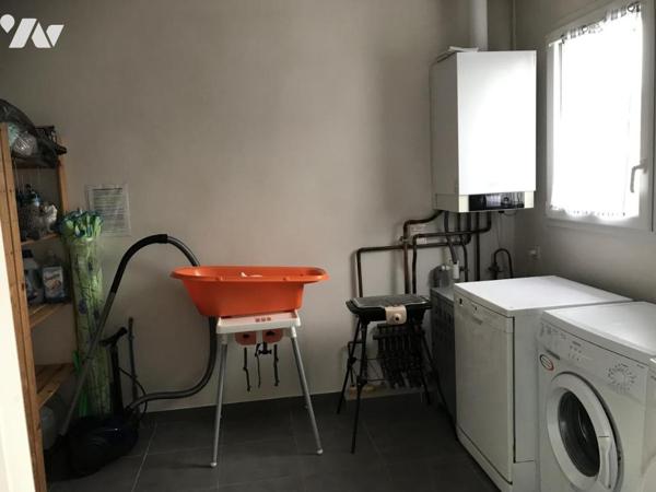 NOIRMOUTIER, CENTRE VILLE, EN IMPASSE, TROIS CHAMBRES